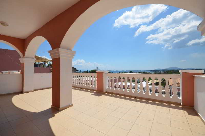 Paradiso Sea View And Pool Corfu