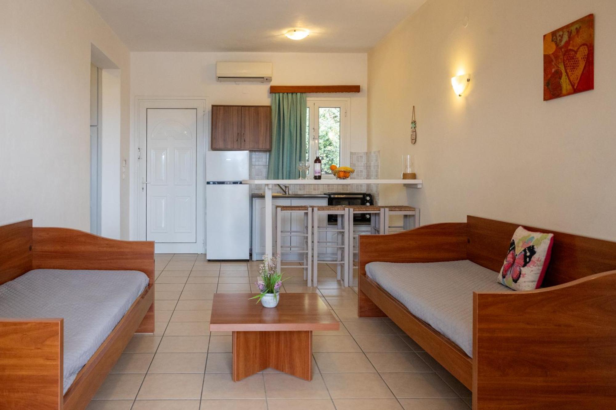 Paradiso Sea View And Pool Corfu 2*