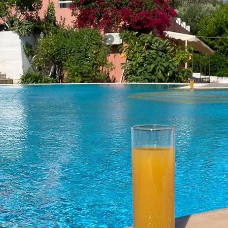 Paradiso Hotel Sea View And Pool Suites Ipsos Corfu Exterior photo