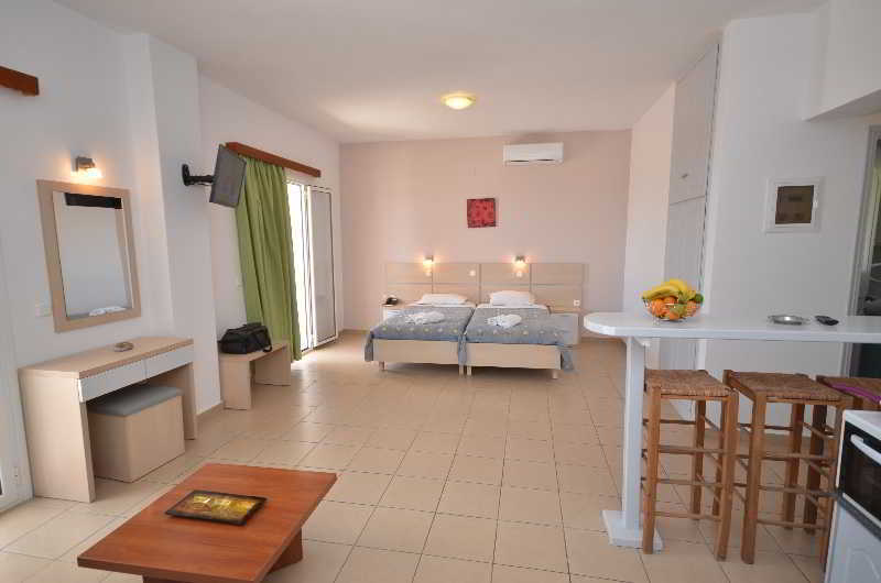 Paradiso Apartahotel 2*