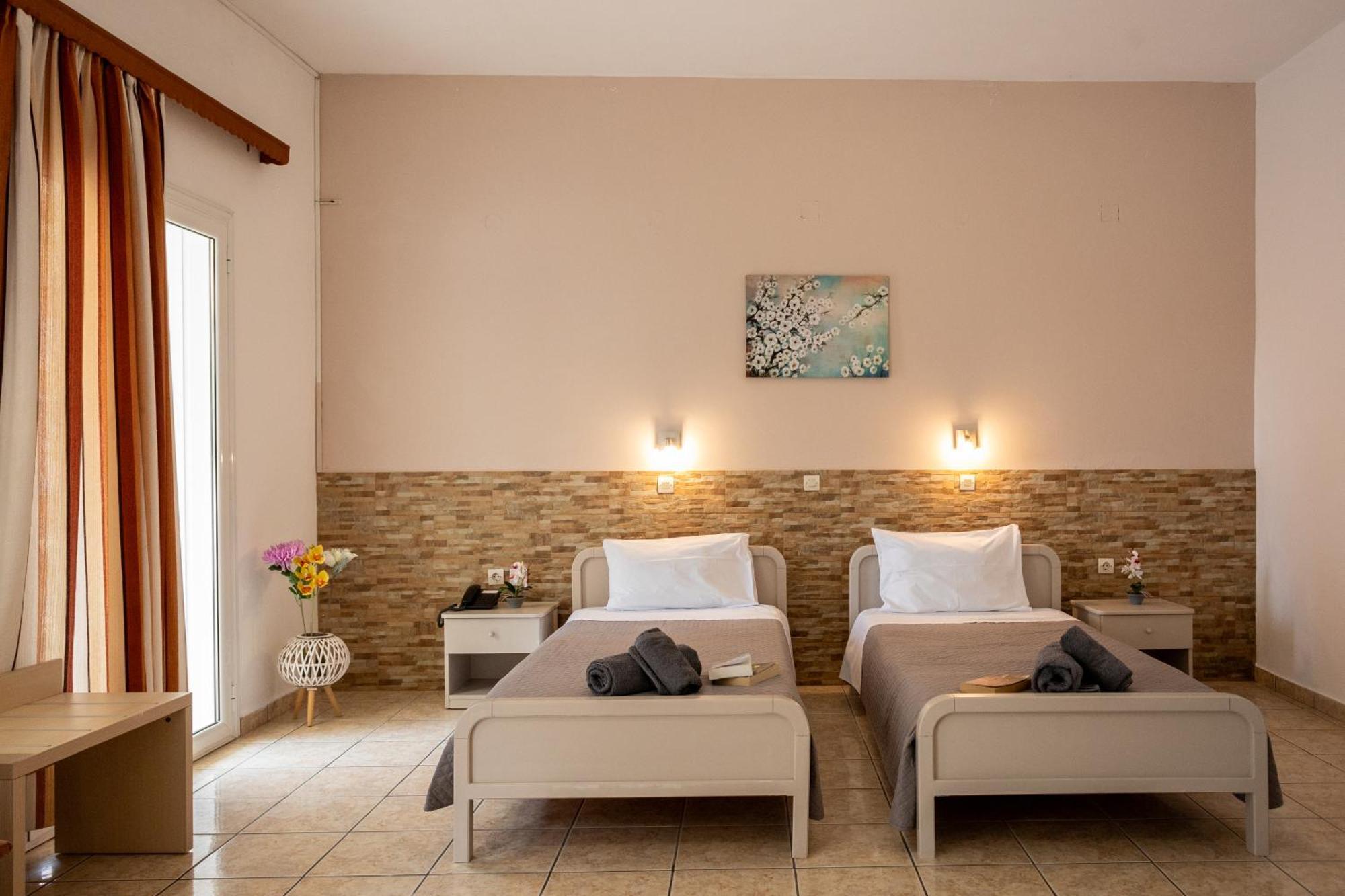 Paradiso Apartahotel 2*