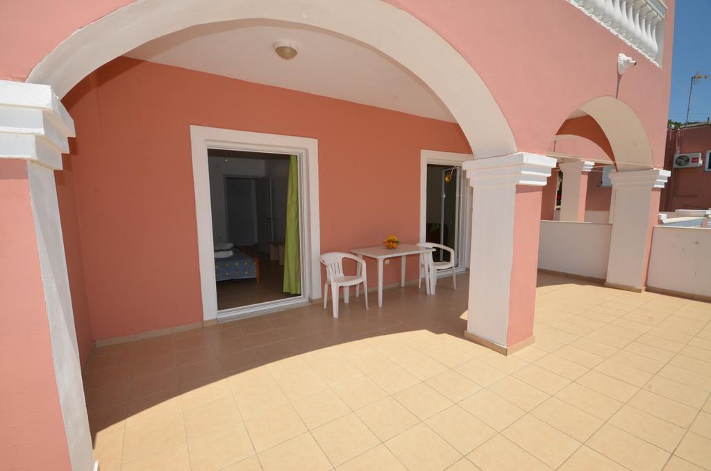 Apartahotel Paradiso Ypsos